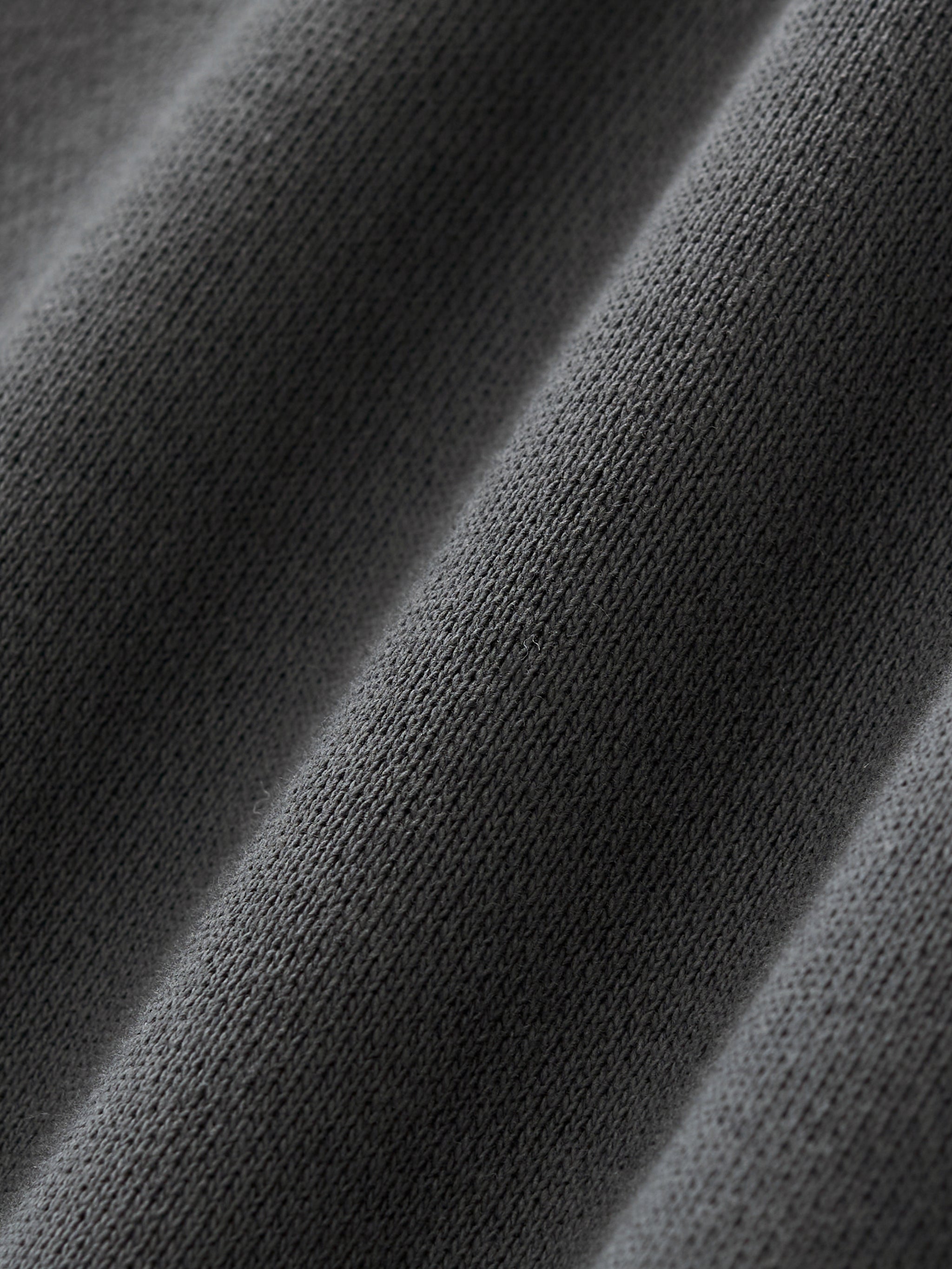 THE ESSENTIAL HOODIE